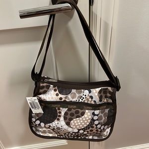 Never used with tags. Súper light weight!